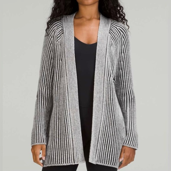 lululemon cotton-cashmere wrap - Picture 12 of 15